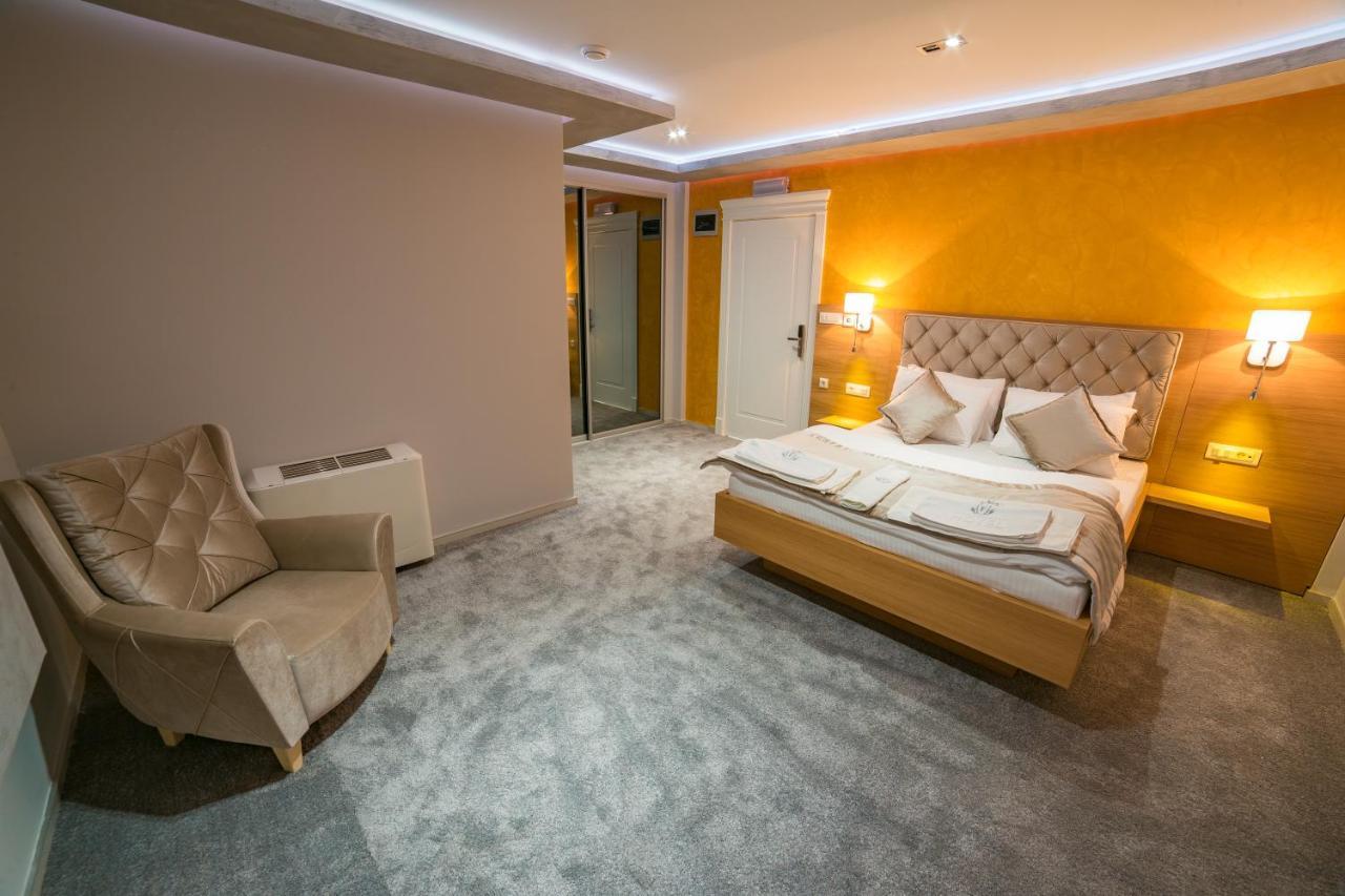 Motel Felikitas Лакташи Екстер'єр фото