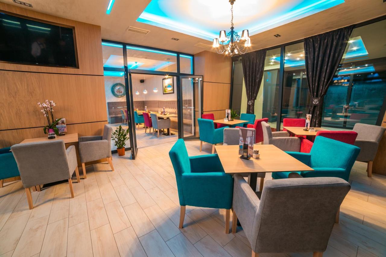 Motel Felikitas Лакташи Екстер'єр фото