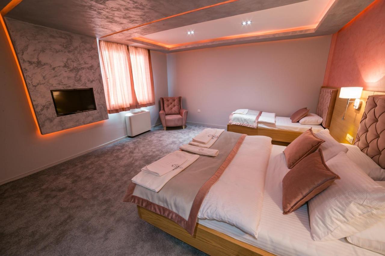 Motel Felikitas Лакташи Екстер'єр фото